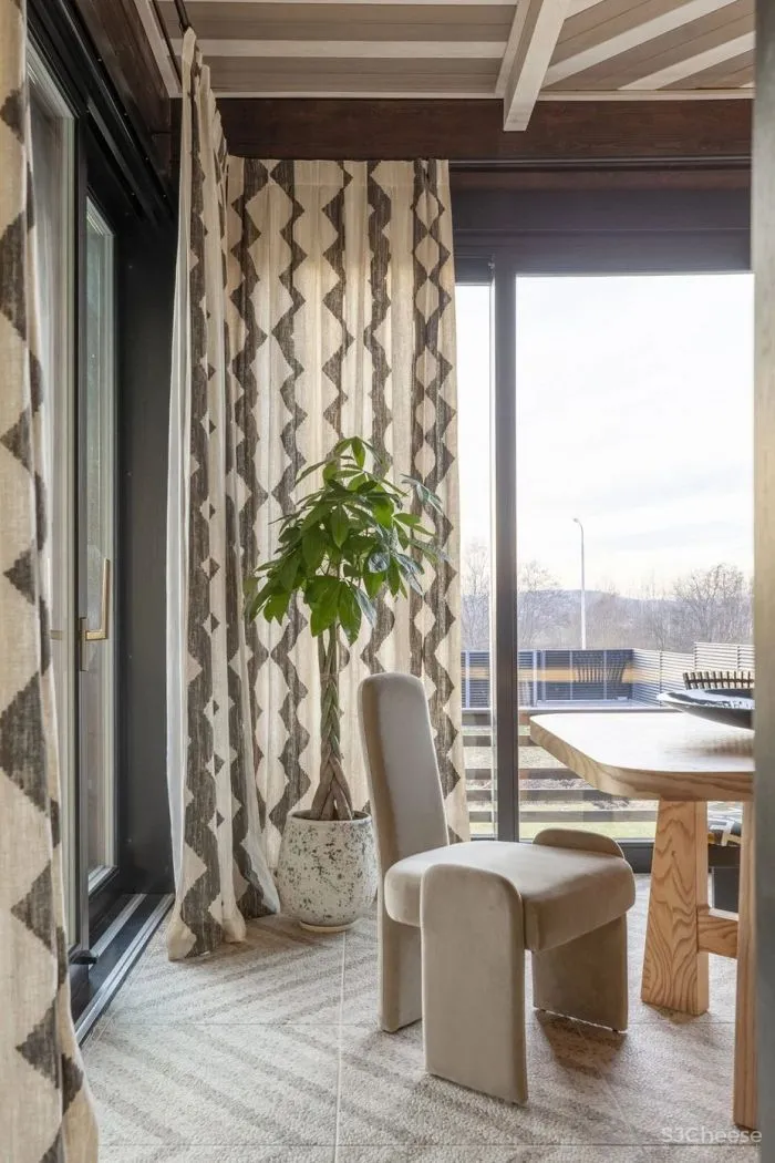 住在全木质空间中,是一种怎样的体验 设计师Anastasia Kamenskih的家