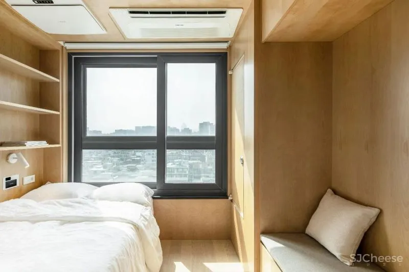 Ian Lee丨极简主义的木色温情