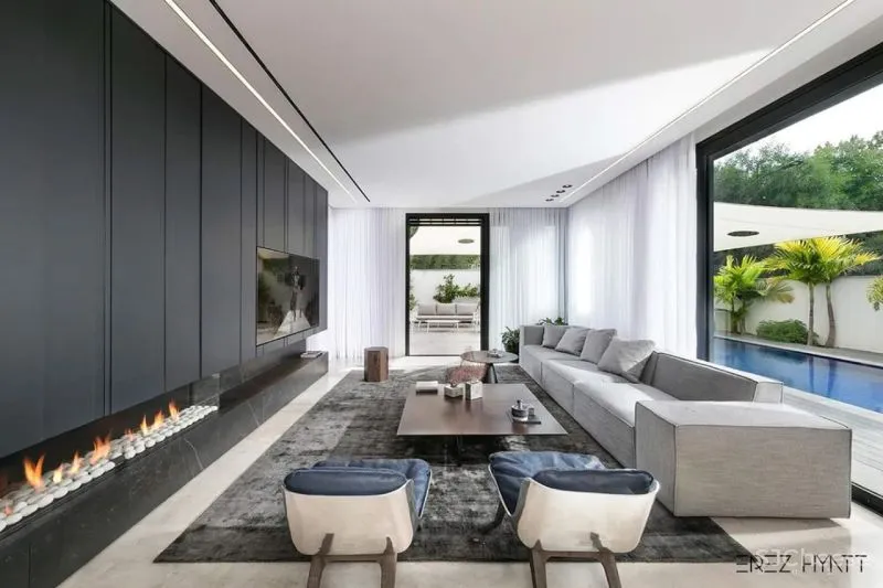 高级黑,无处不在!