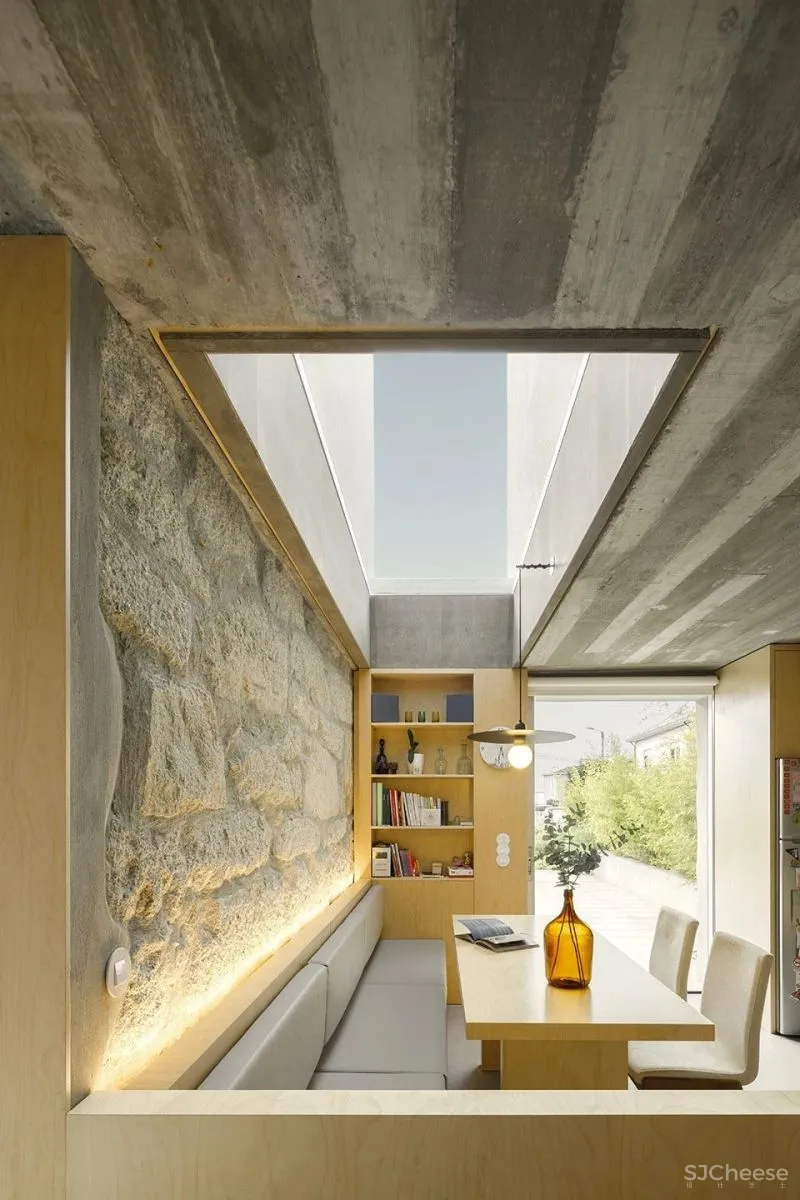 寂静深处有人家 葡萄牙贡多马尔CASA RIO住宅