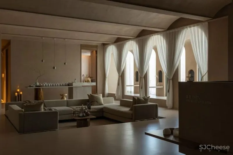 “森桉渡SPA”——桉而木润，玉韫石而山辉。