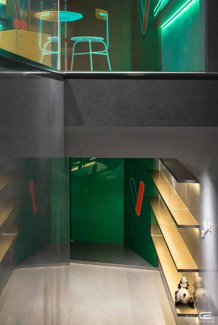 季意设计：天然呆 · NATURALV