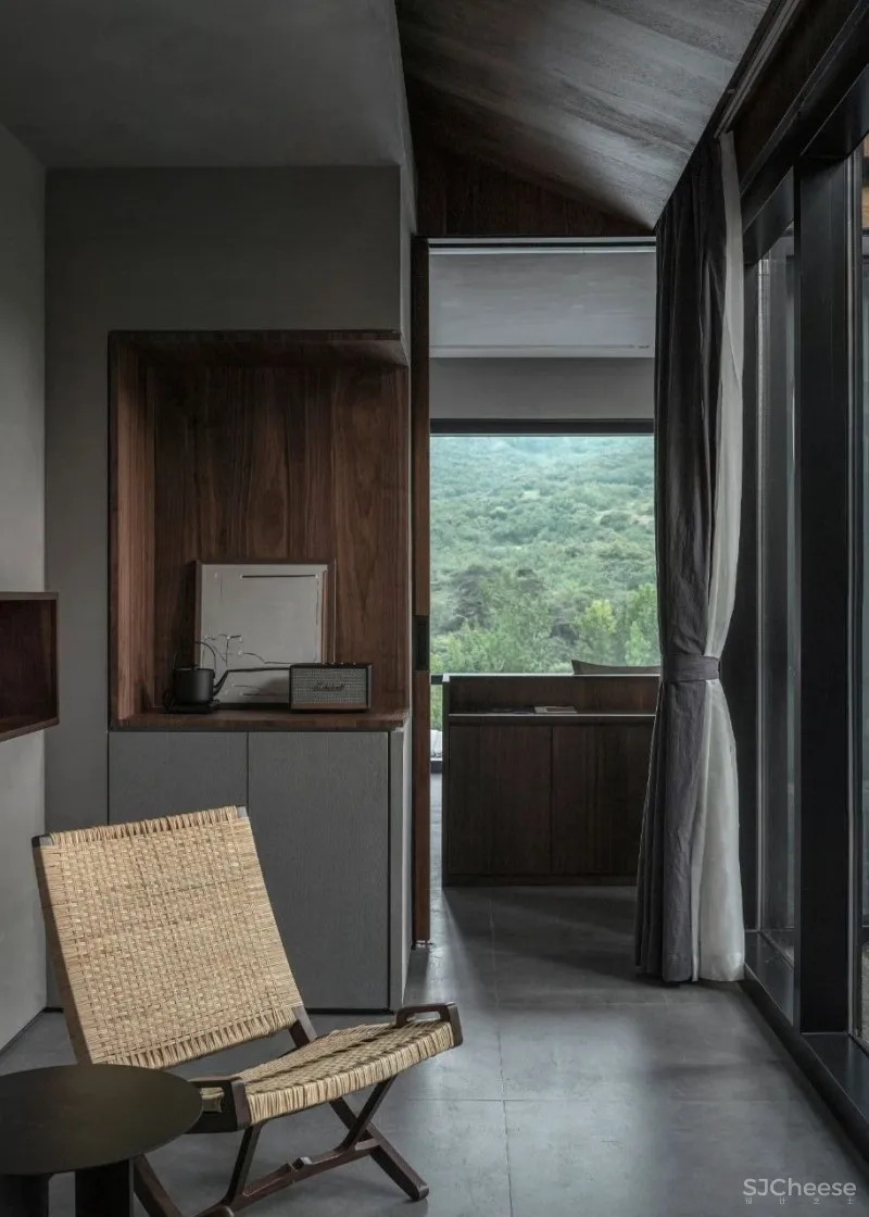 line WORK 九女峰 · 故乡的云山奢酒店