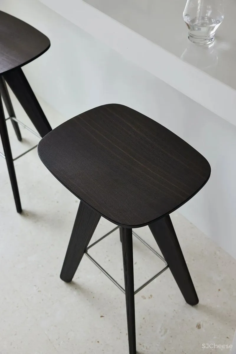 鸿艺源 深圳万科臻湾汇 310m² 大平层,触动心灵深处的艺术共鸣