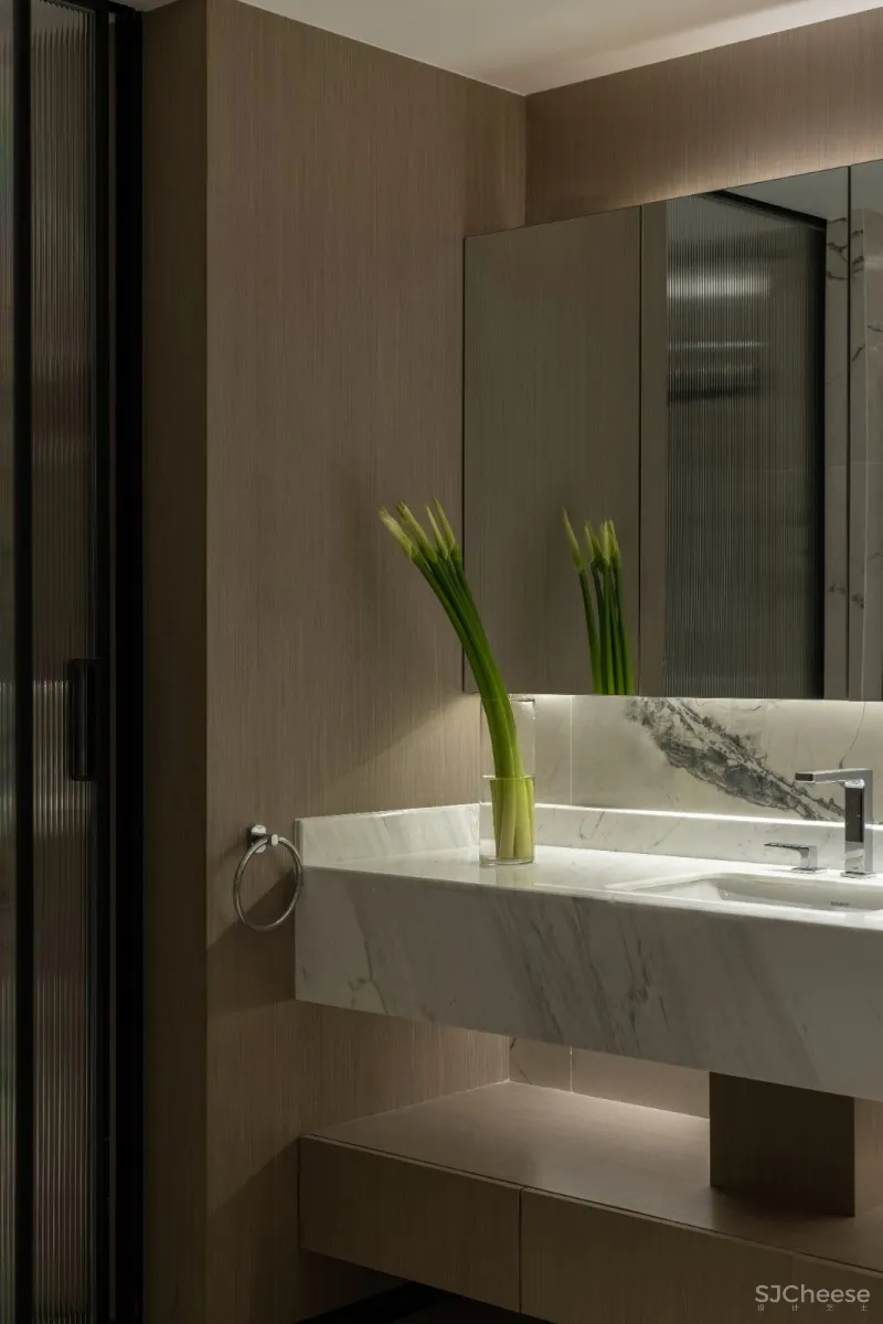 温暖初春 奶油色的家