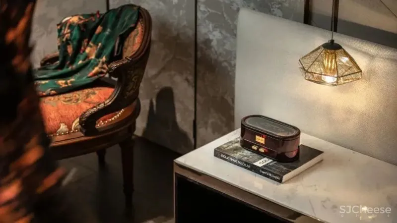 遁入时光之外 刘荣禄国际