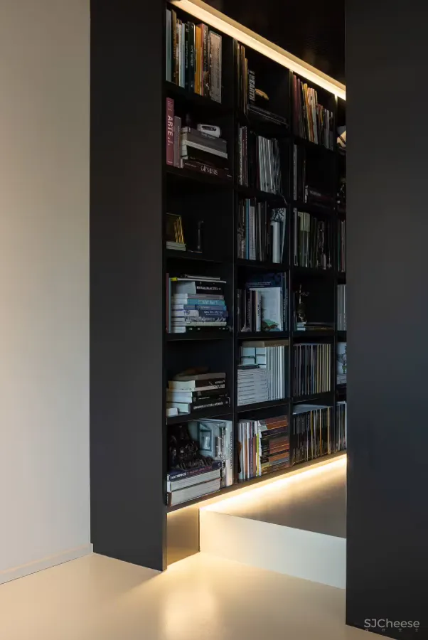 有趣的O型动线让功能区串联,从封闭黑暗到明亮时髦的大翻身