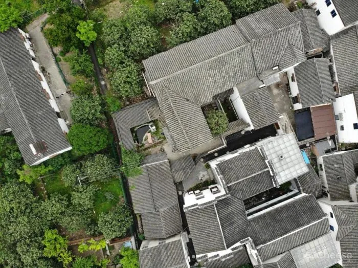 他花数百万修复明代老宅，只为回到500年前的生活