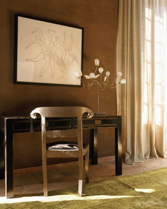 普罗旺斯百年建筑改造的精品酒店,建筑的时间感比薰衣草更迷人!