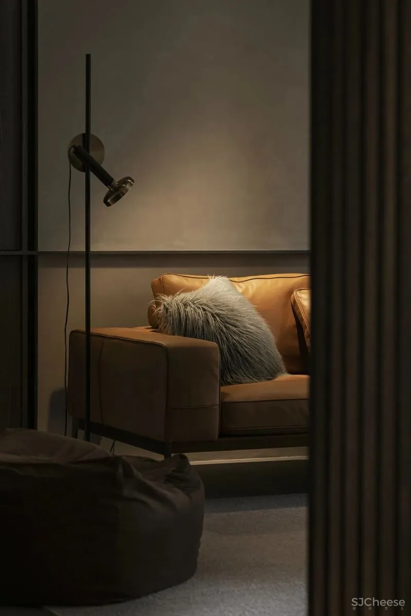 焦糖色 木肌理，有序沉稳的生活基调 璞珥空间设计