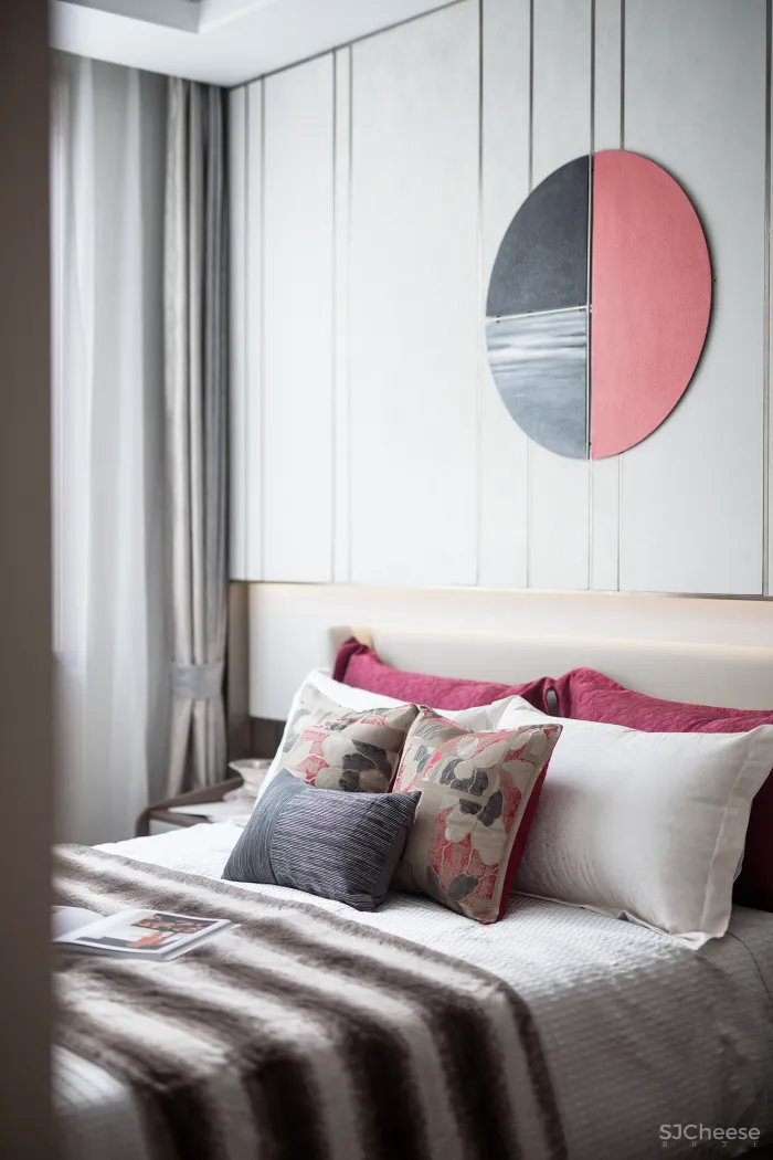 【香港方黄集团新作 】静谧无忧桃花源vs烈艳蓝金Dior