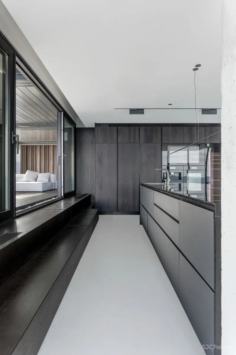 320㎡天然色系，与大海的颜色产生共鸣和交融