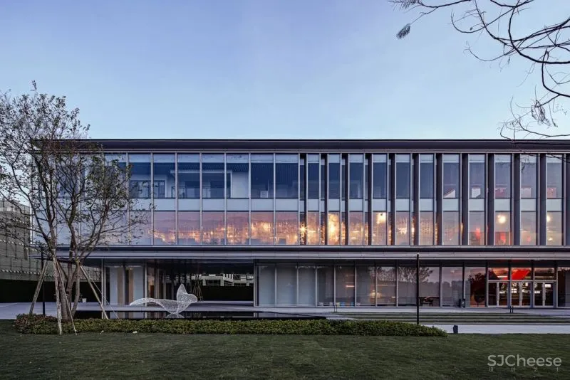 当方所遇上融创,售楼处变身复合型文化空间,为未来生活立下的“大美之心” 正鸿设计