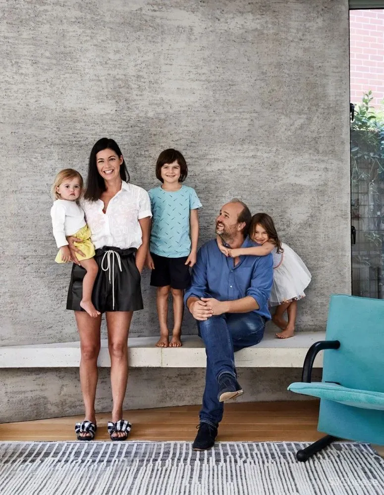 看惯了金碧辉煌的豪宅,怀念这种朴素的简约风