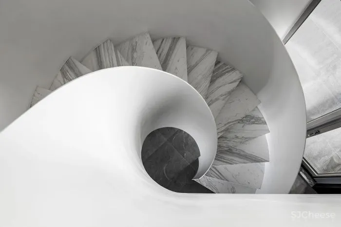 200㎡现代简约,时尚的弧形楼梯,舒适温馨的家,档次优雅!