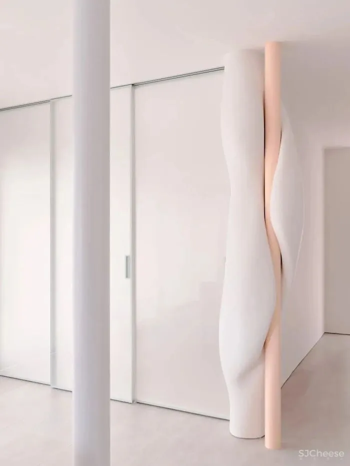 他们的家被改造成了一个能融化的盒子?