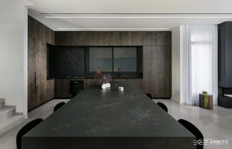 高级黑,无处不在!