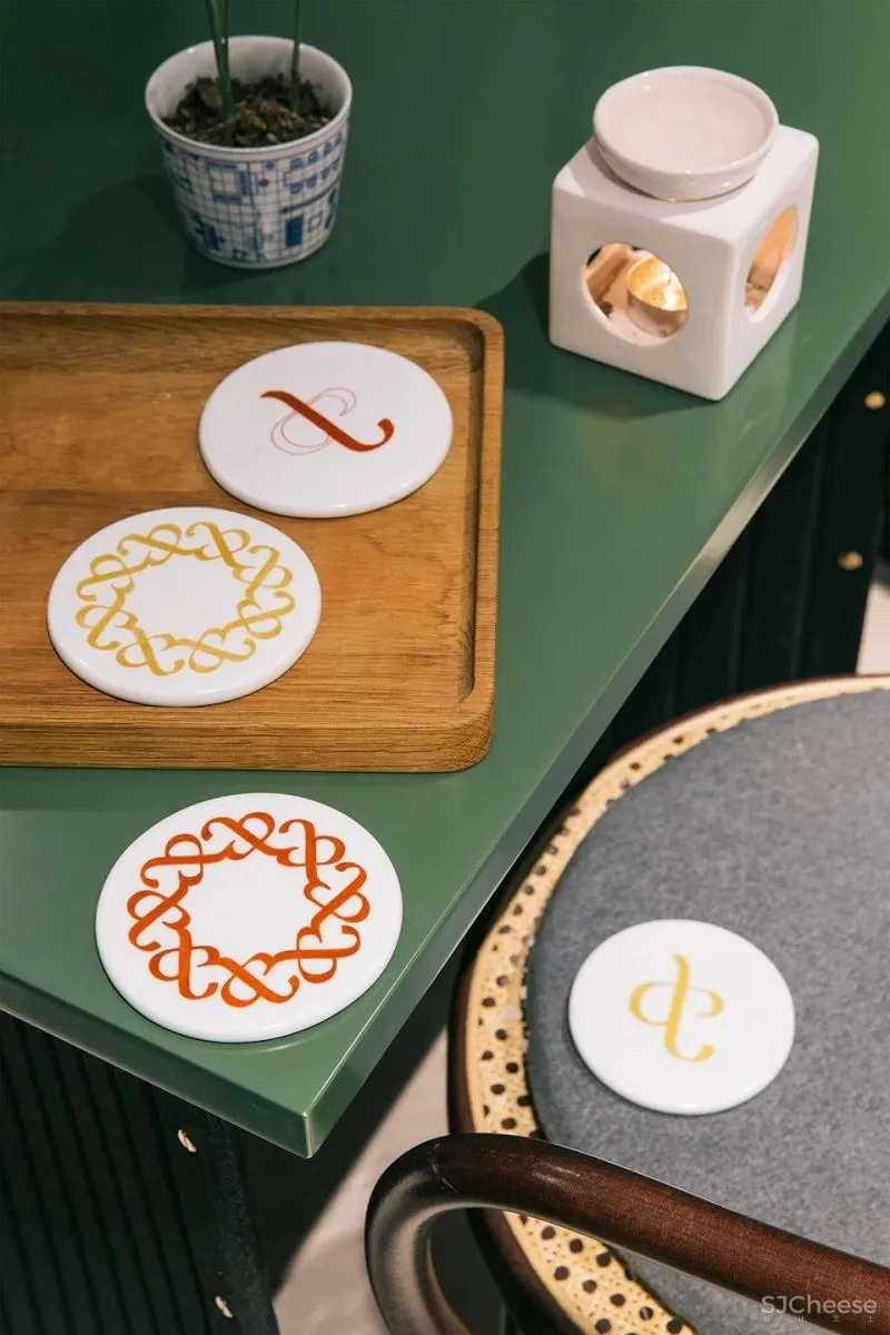 新作 “老破小”中的家庭剧院，上海 寻长设计