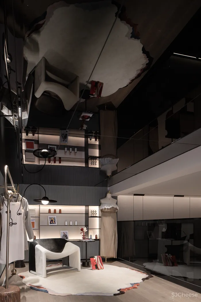 元禾大千:经典色彩搭配,红与黑的灵魂对白!