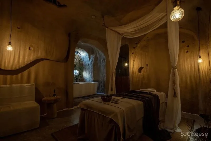 “森桉渡SPA”——桉而木润，玉韫石而山辉。