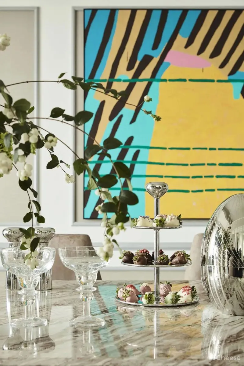 一半空间、一半艺术,这个360m²充满复古腔调