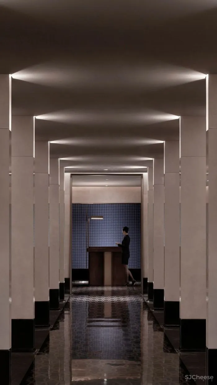 琚宾最新力作 重庆最高豪宅地标:江北嘴「国际金融中心A ONE」营销中心