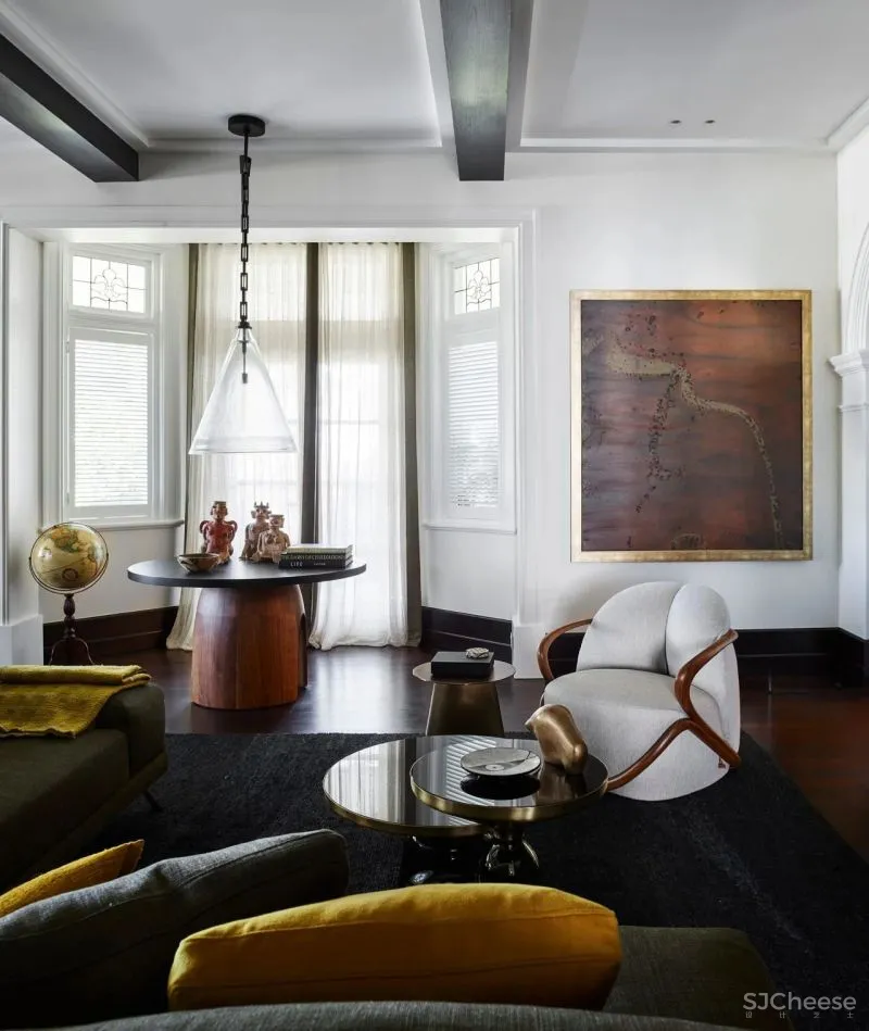 海滨别墅改造,传统与现代的色彩碰撞!