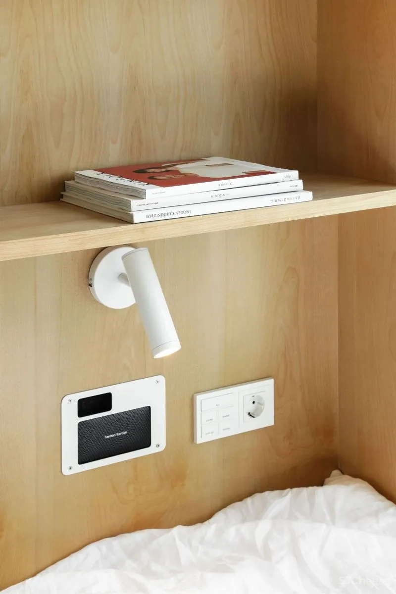 Ian Lee丨极简主义的木色温情