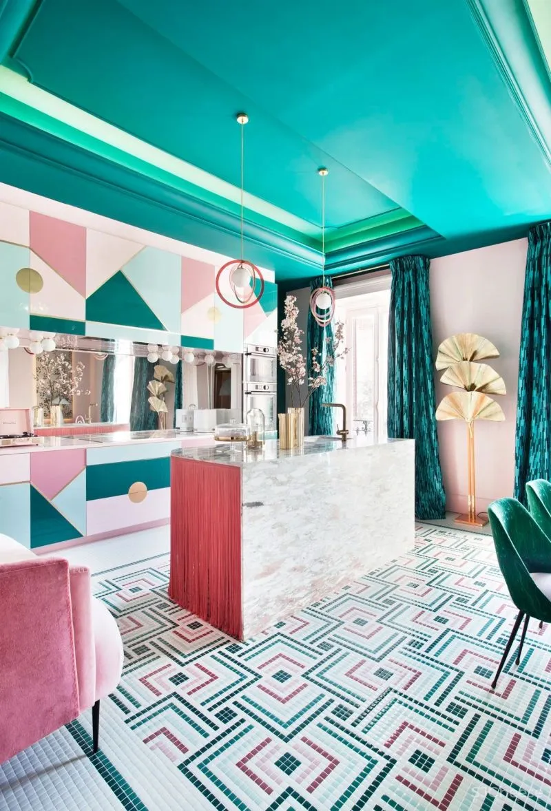 梦幻的复古未来公寓,女设计师大胆玩“色”!