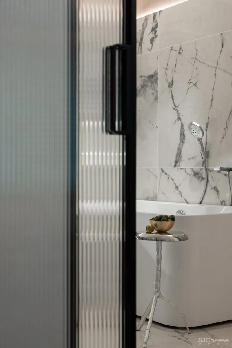 温暖初春 奶油色的家