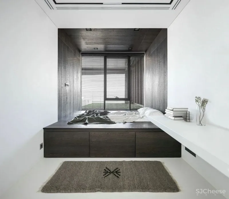 320㎡天然色系，与大海的颜色产生共鸣和交融