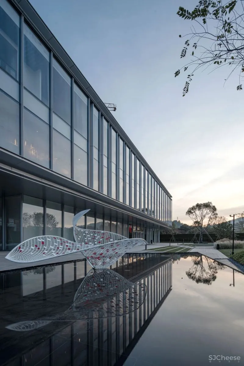 当方所遇上融创,售楼处变身复合型文化空间,为未来生活立下的“大美之心” 正鸿设计