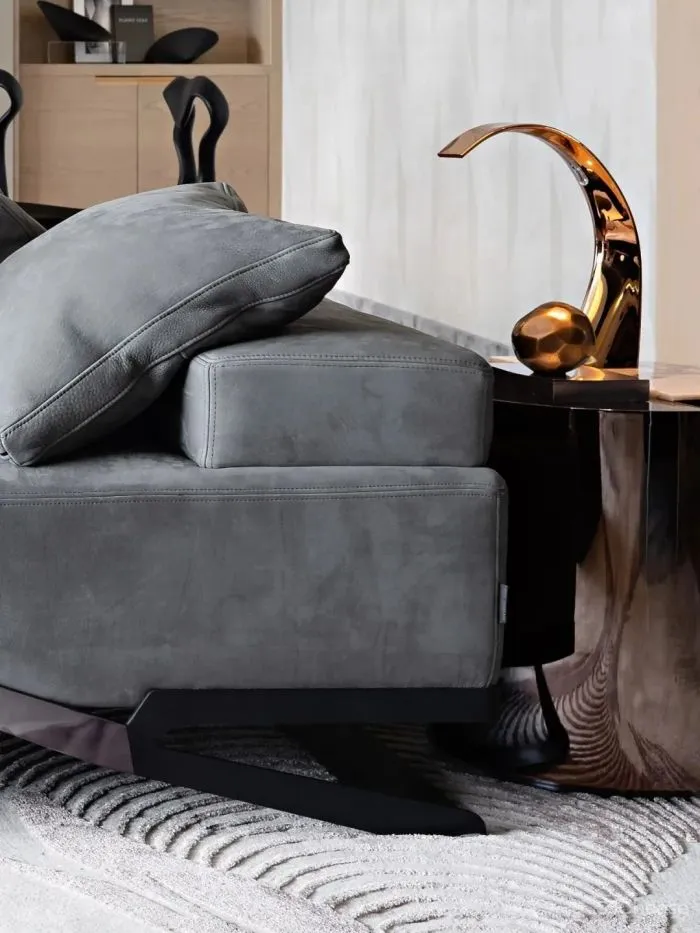 AN AURA设计|「出界 X 入格 」城市中心环幕公寓