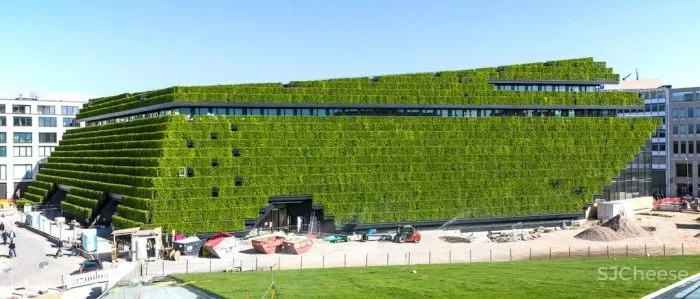 波特曼生前设计的酒店,中庭变花园,亲生物设计的典范