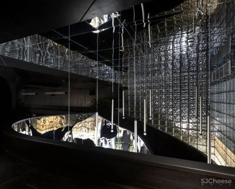 RENESA ARCHITECTURE新作|暗黑式混凝土结构