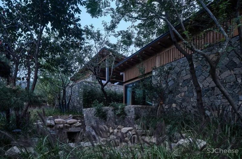 line WORK 九女峰 · 故乡的云山奢酒店