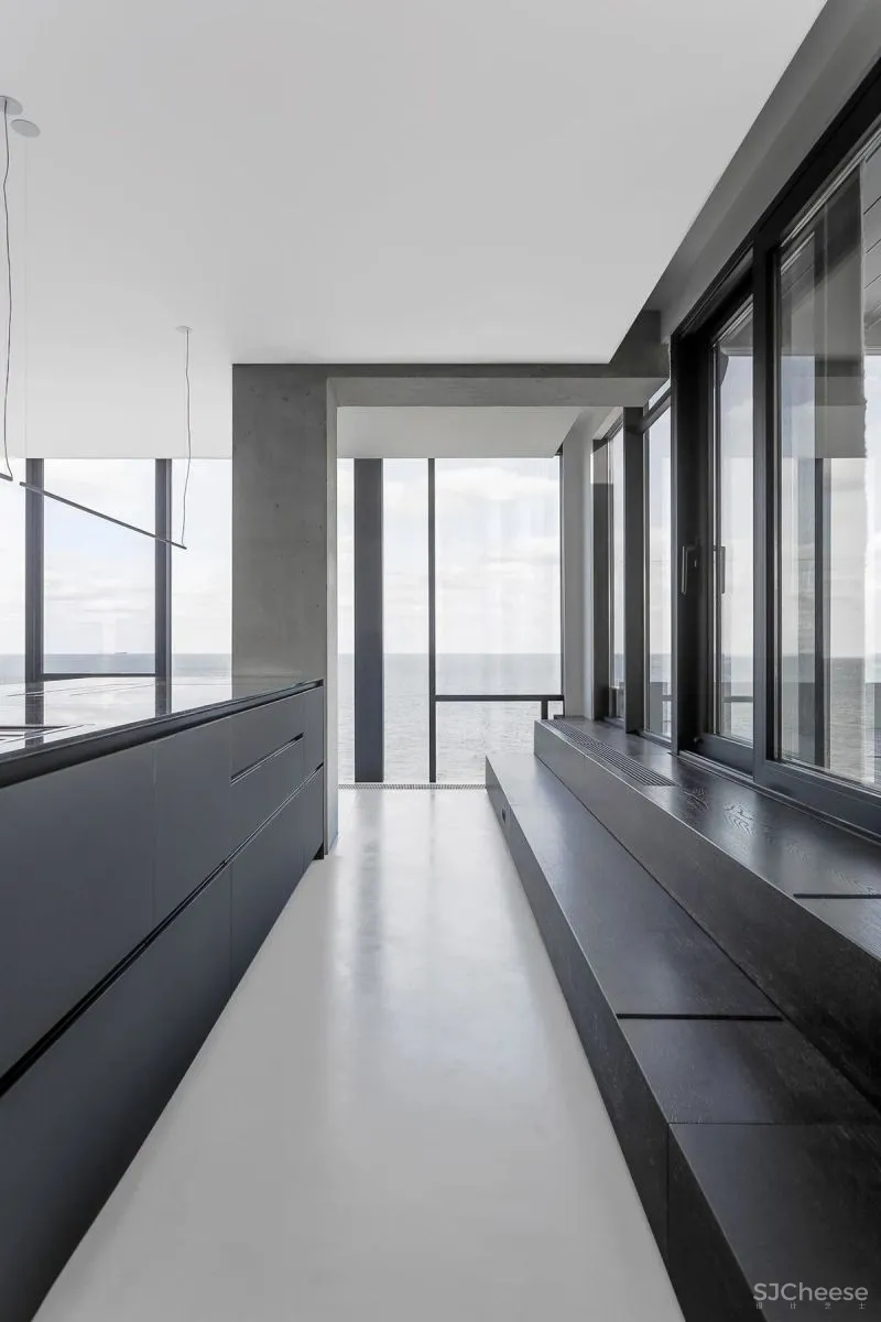 超广角落地窗私人公寓，不出户眺望整个黑海！