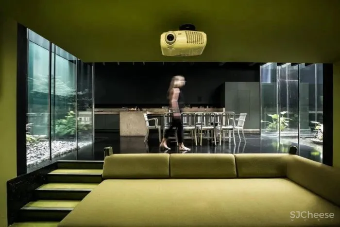 一套房子只有一扇窗？17年前的豪宅，竟卖出5700万高价，多亏了这设计！