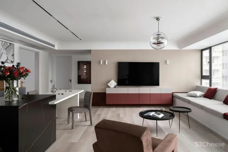 波普元素+红色,热烈自由的现代主义 菲拉设计