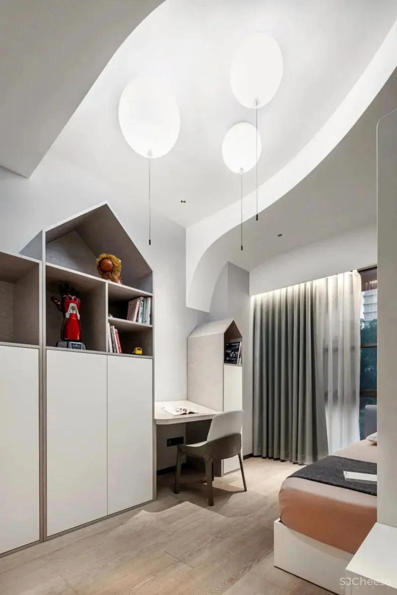 遁入时光之外 刘荣禄国际