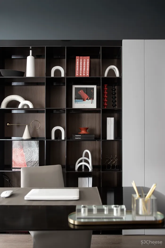 元禾大千:经典色彩搭配,红与黑的灵魂对白!