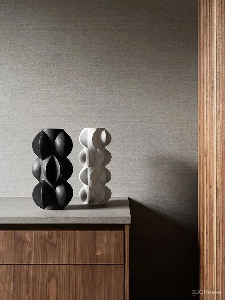 250㎡精致公寓,中世纪现代主义的清晰氛围!