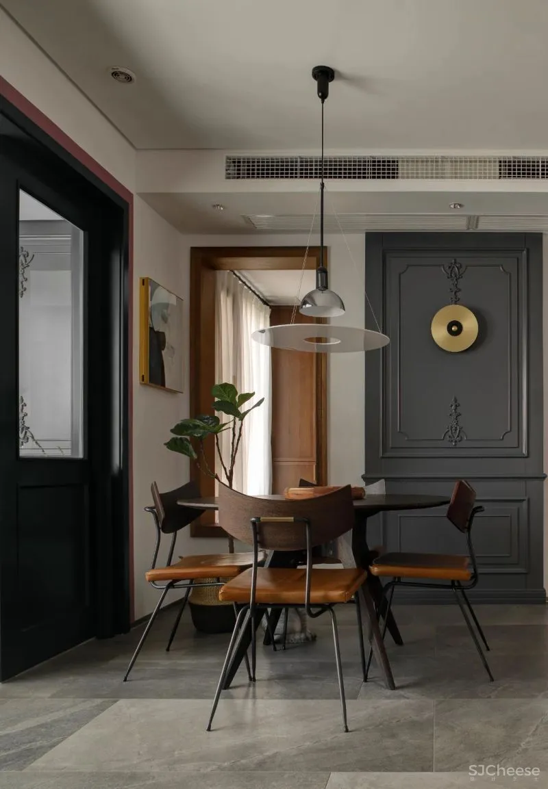 100㎡“胶片质感”的家,小吧台、取景框、大胆撞色...摩登又复古!