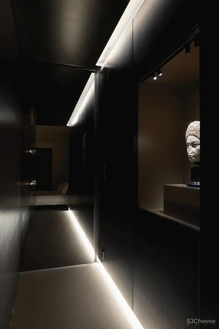 有趣的O型动线让功能区串联,从封闭黑暗到明亮时髦的大翻身