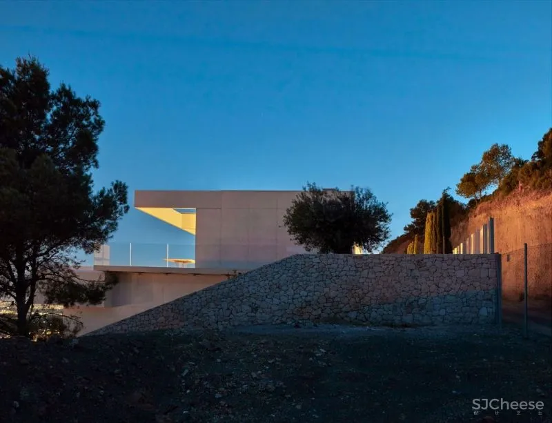 610㎡极简豪宅，宁静的高级感！