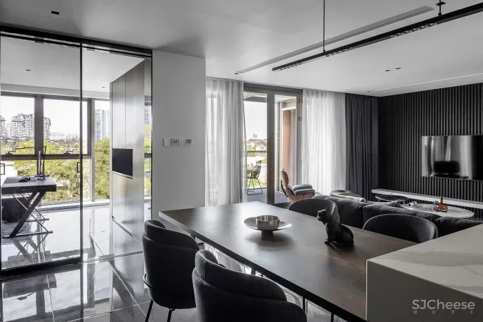 200㎡现代简约,时尚的弧形楼梯,舒适温馨的家,档次优雅!