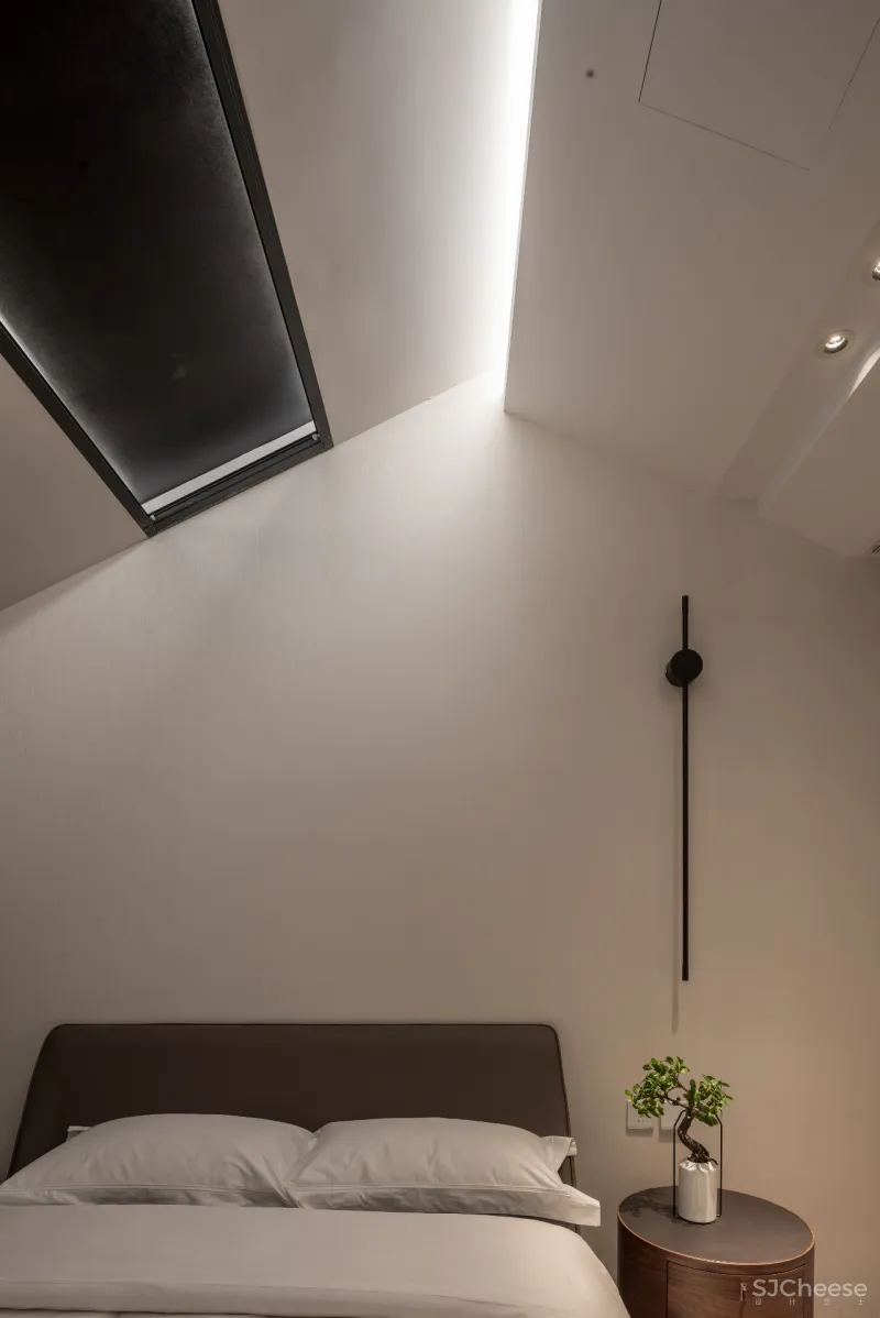 集见设计 × 私宅:坡屋顶的扩展形式