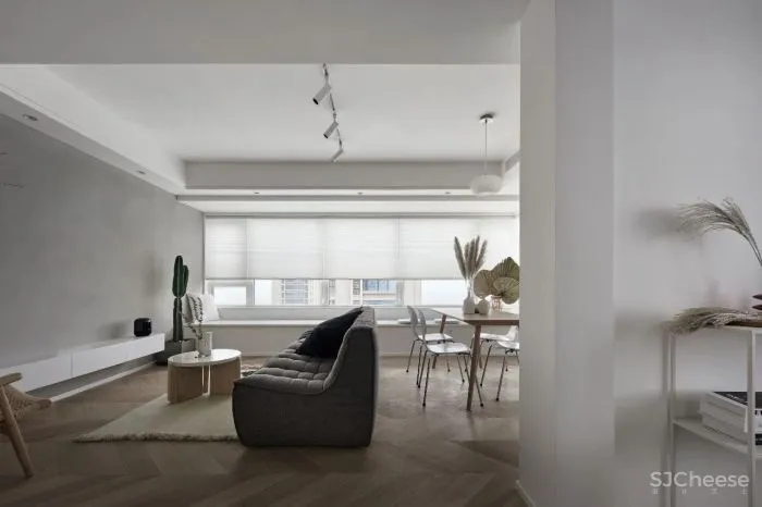 IT行业95后单身小哥哥,气质简约90m²,超撩!