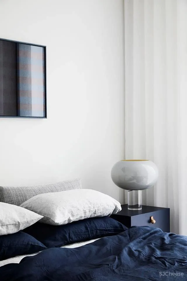 看惯了金碧辉煌的豪宅,怀念这种朴素的简约风