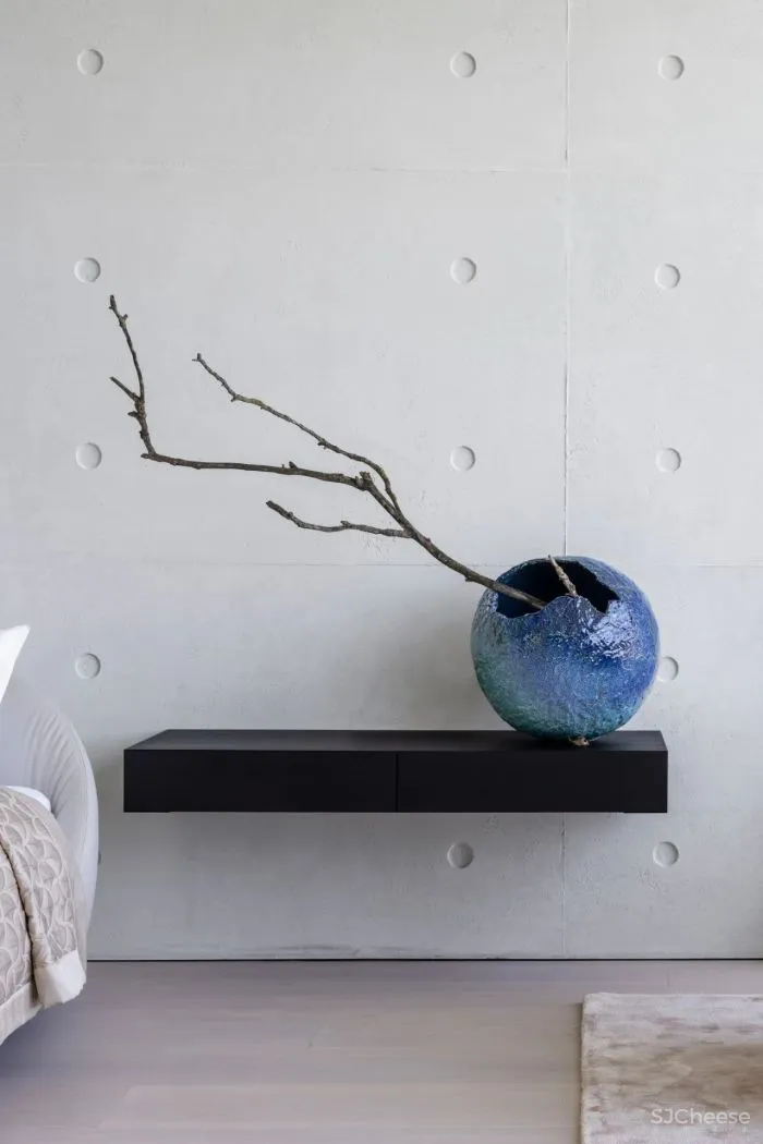 致敬安藤忠雄!5000㎡极简豪宅,用3万吨土“垫高“5米,只为看个风景?